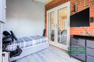 Photo 23- click for photo gallery